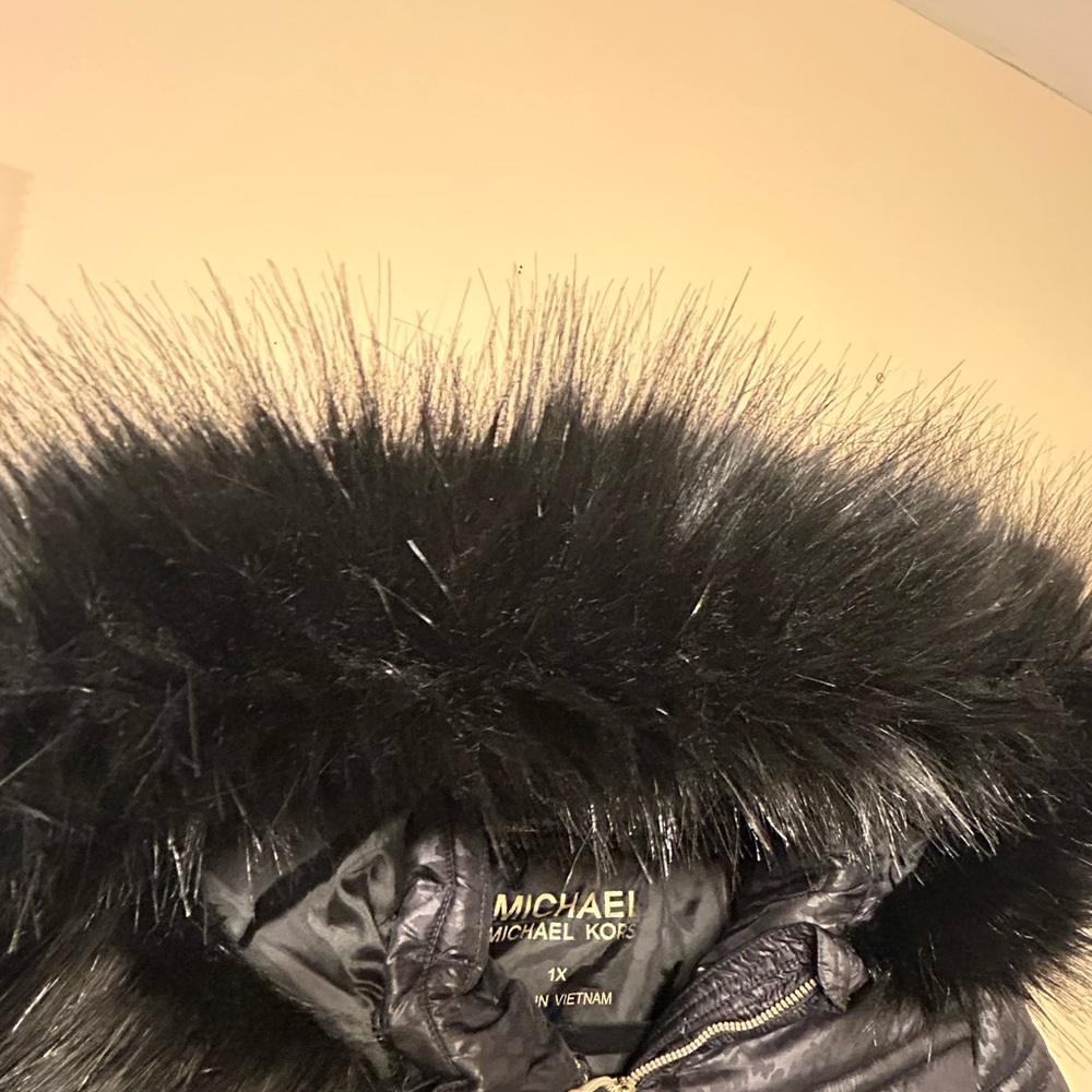 Michael Kors Faux Fur Hoodie Mixed Media Quilted Black Women Jacket Size 1XL. - Picture 4 of 15
